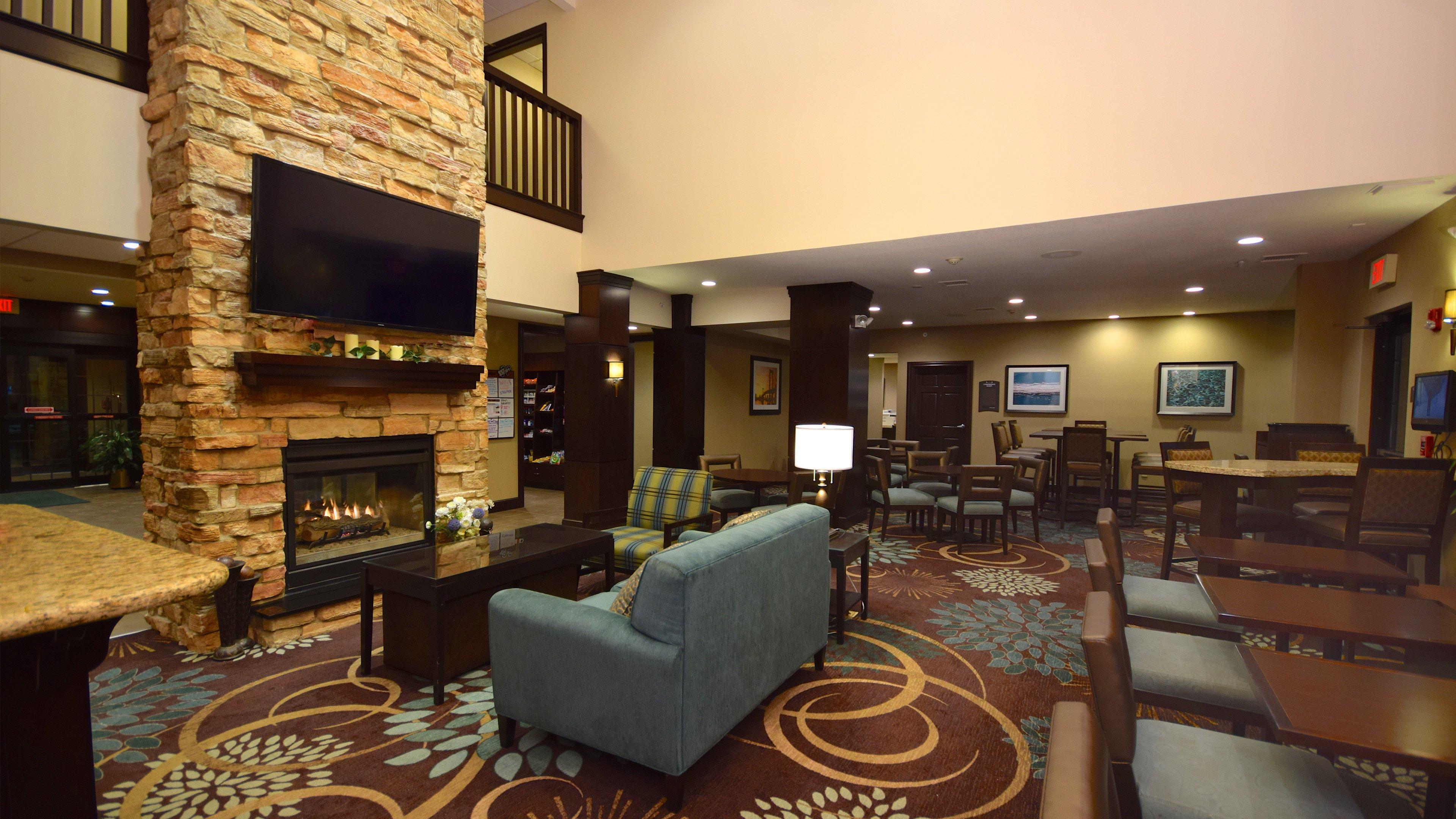 Staybridge Suites - Cincinnati North By Ihg Уест Честър Екстериор снимка